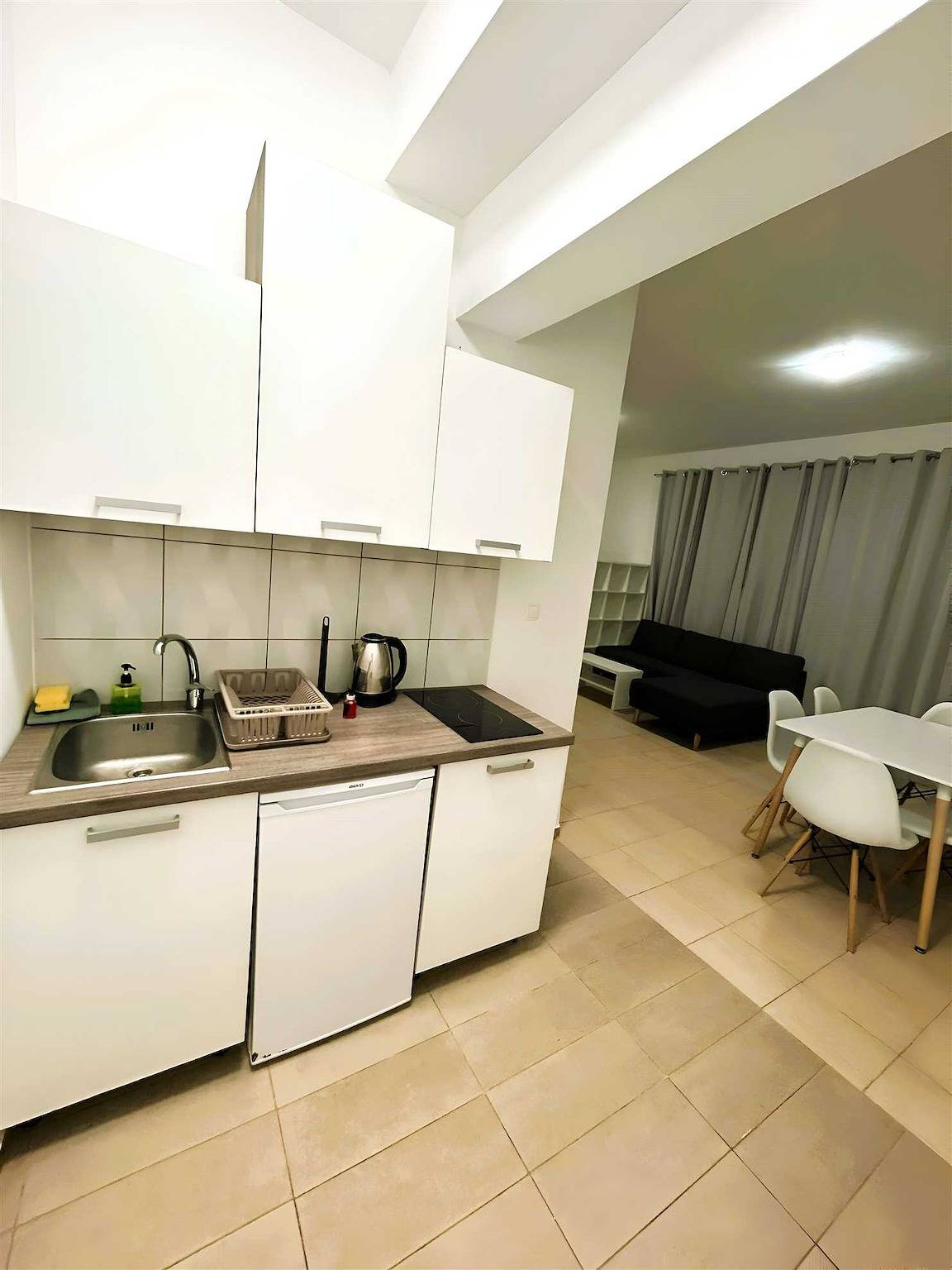 Ganze Wohnung, A7 Apartment Enna für 2+3 Gäste, Privlaka in Privlaka, Zadar
