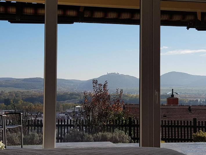 Ferienwohnung für 4 Personen, mit Terrasse und Garten sowie Ausblick in Krems an der Donau
