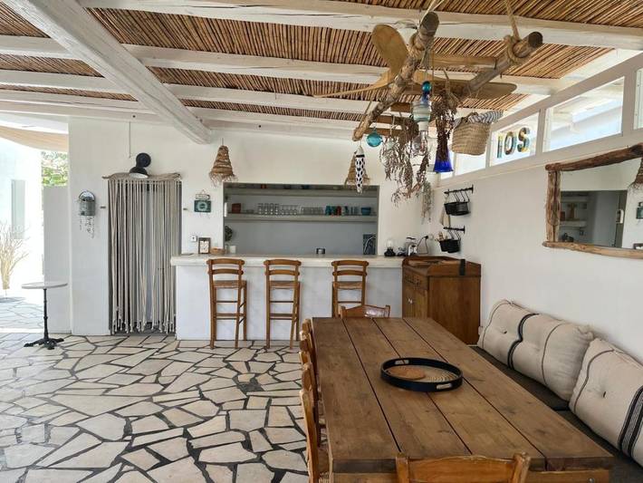 Location de vacances pour 8 personnes, avec jardin ainsi que vue et terrasse dans Chora (Ios) - 2