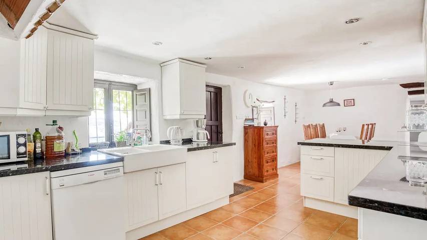 Casa rural para 12 personas, con jardín y piscina en Montefrío - 4
