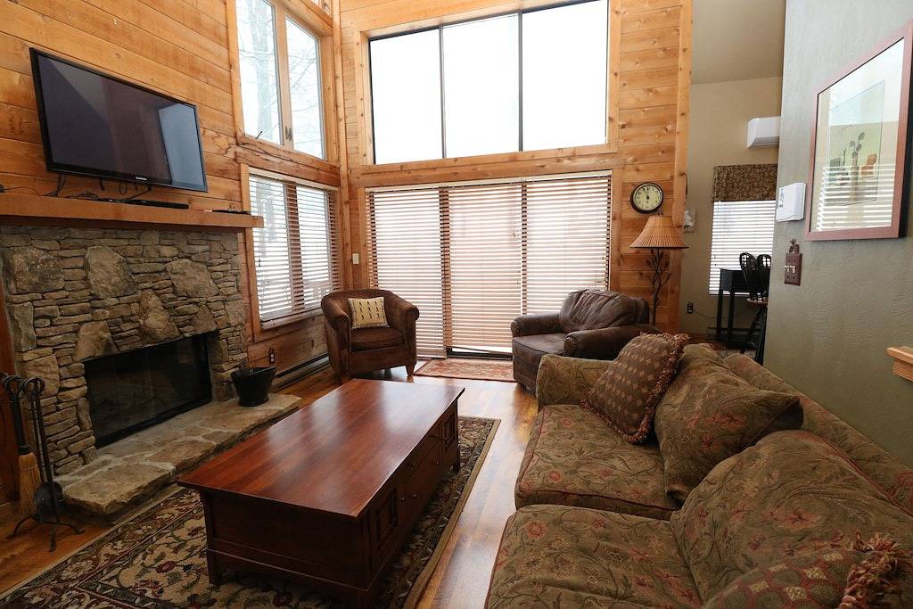 Updated single family home for a getaway in Hidden Valley, Pennsylvania