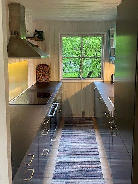 Ferienhaus mit Sonnenuntergang über der Sejerø-Bucht in Veddinge, Asnæs