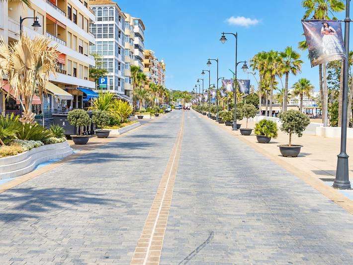Ganze Wohnung, Cubo's Estepona Oceanview Apartment & Free Parking in Estepona Old Town, Estepona
