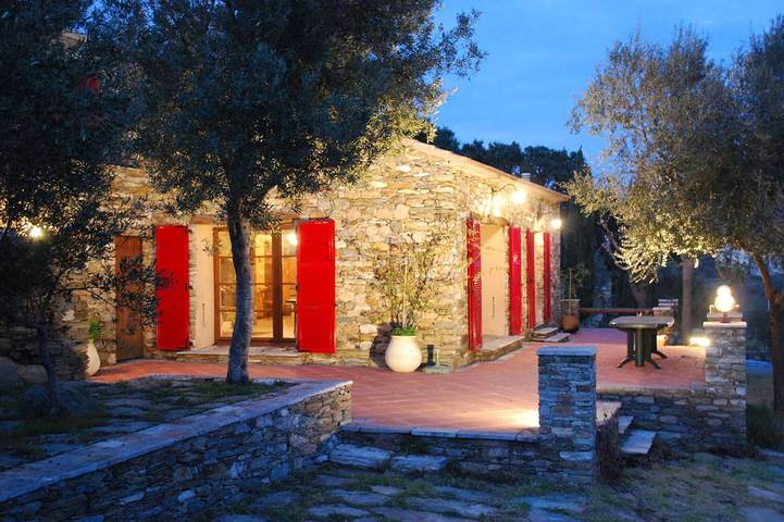 Ferienhaus für 9 Personen, mit Balkon und Garten in Bastia