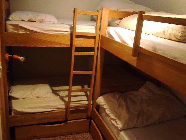 Gîte pour 6 personnes, avec balcon dans Station de Super-Besse (Super-Besse) - 3