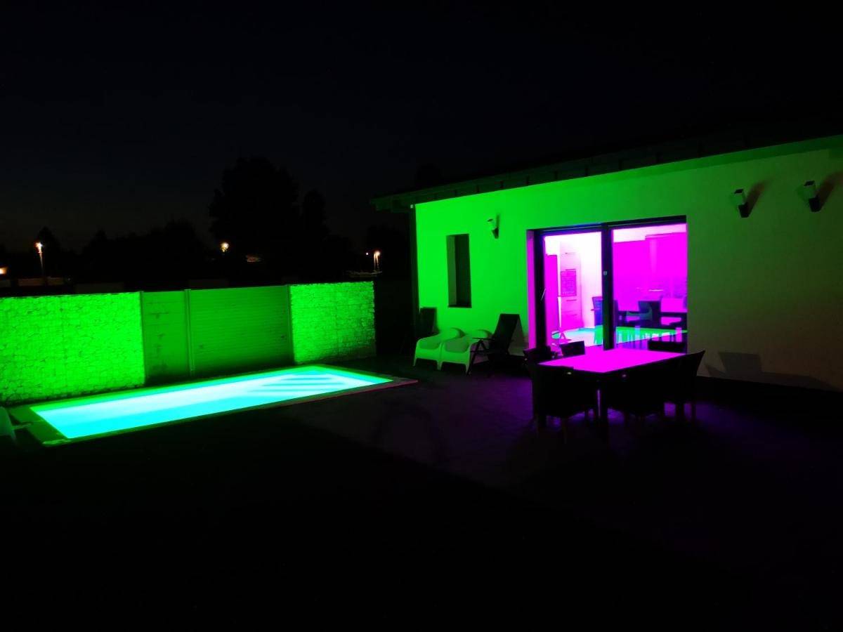 Villa with Private Pool (6 Adults) in Siofok, Siófok und Umgebung