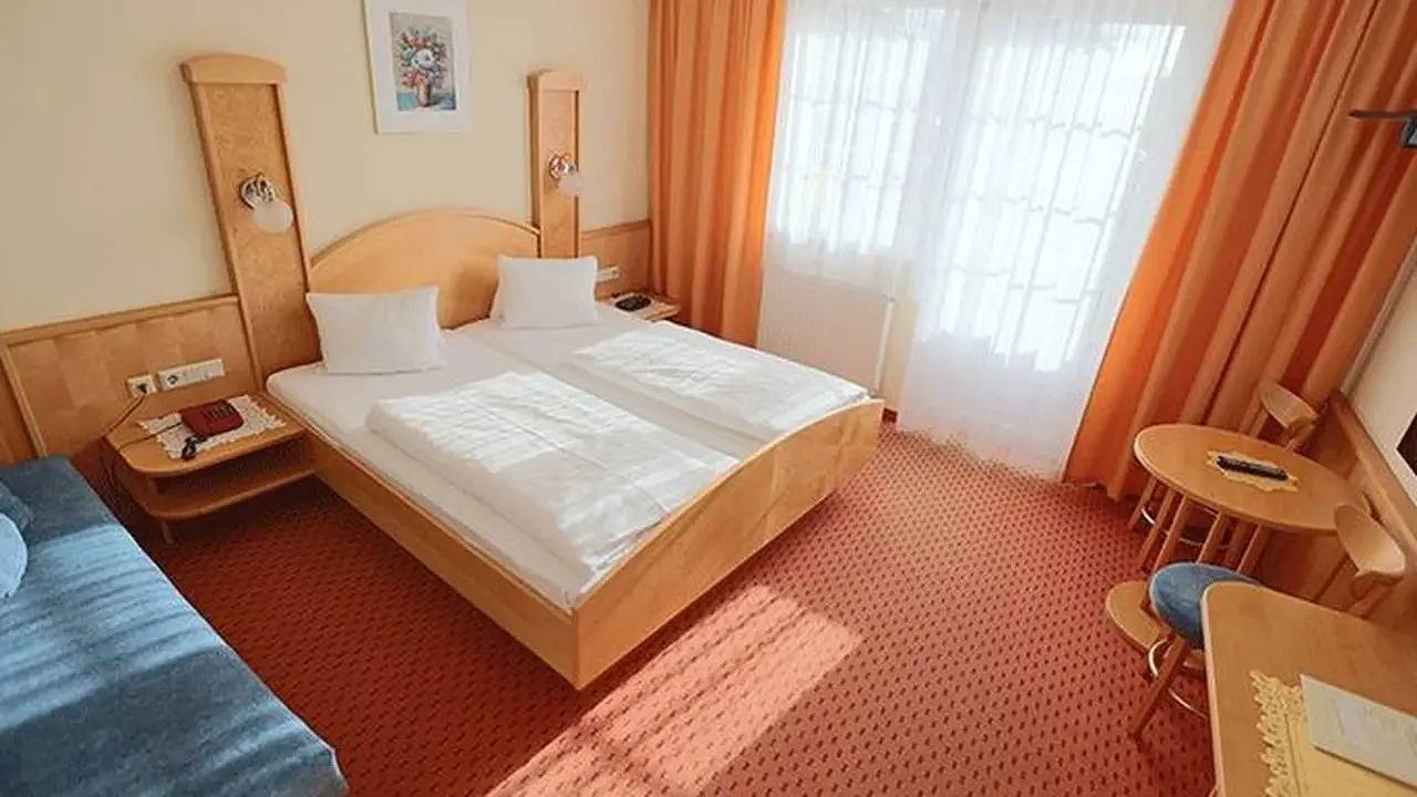 Doppelzimmer für 3 Personen (27 m²) in Bad Waltersdorf in Bad Waltersdorf, Steirerland