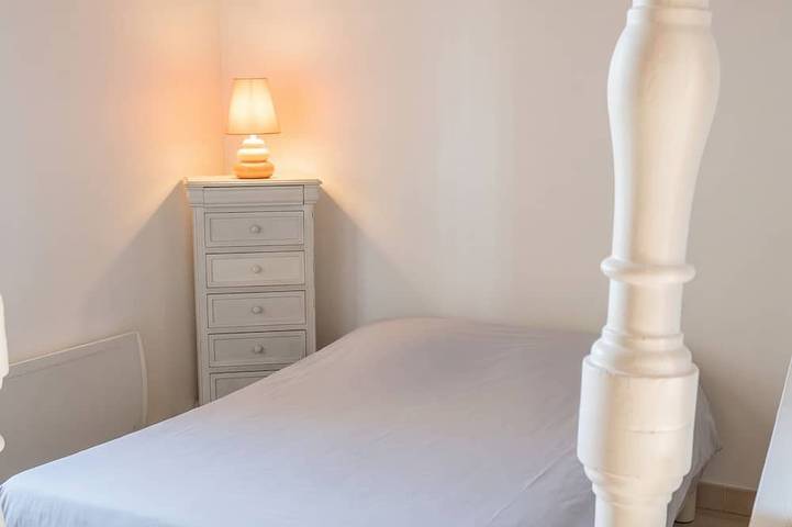 Homerez - House in Sisteron with Terrace in Sisteron, Forcalquier region