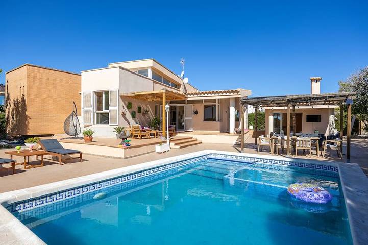Villa für 6 Personen, mit Garten und Pool - 1