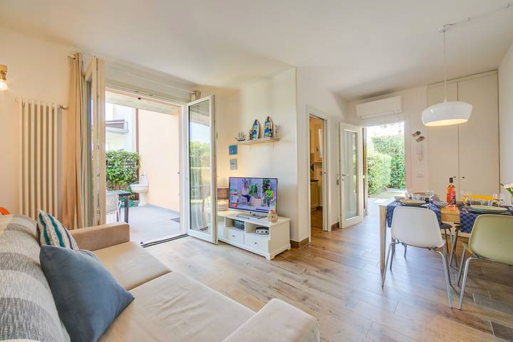 Gîte pour 4 personnes, avec piscine et terrasse, adapté aux familles à Padenghe sul Garda - 3