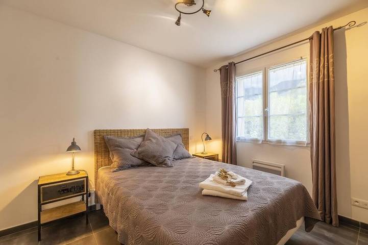 Location de vacances pour 6 personnes, avec terrasse et jardin à Calenzana - 4