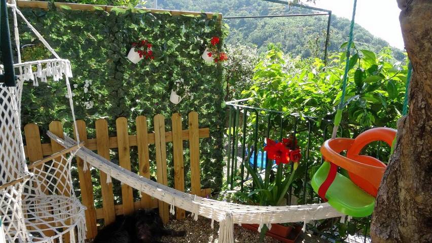 Chambre d’hôte pour 3 personnes, avec jardin ainsi que vue et piscine à Gênes - 4