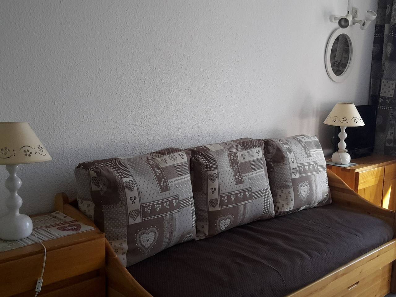 Studio entier, Appartement Skis aux Pieds, 4 Personnes, Balcon, Wifi Gratuit, Proche Commerces et Activités in Les Menuires, Saint-Martin-de-Belleville