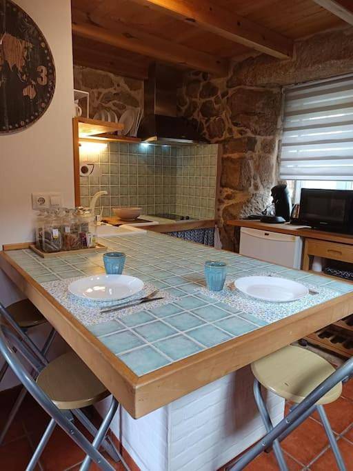 Gîte pour 3 personnes, avec vue et jardin à Brión - 4