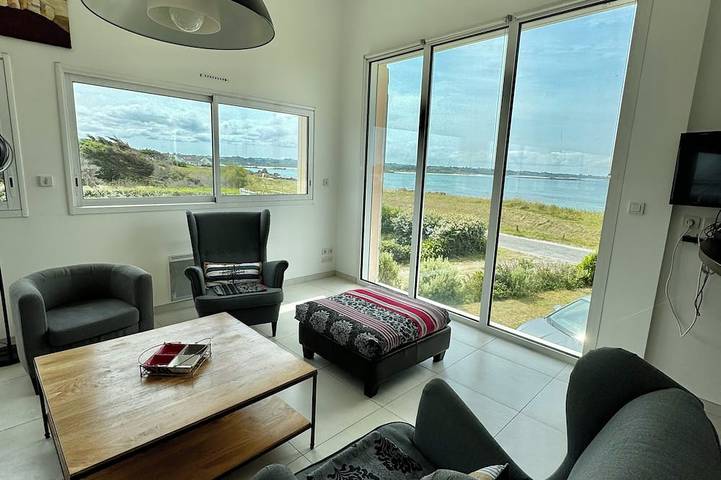 Location de vacances pour 6 personnes, avec Terrasse et Jardin dans Plage de Neiz Vran