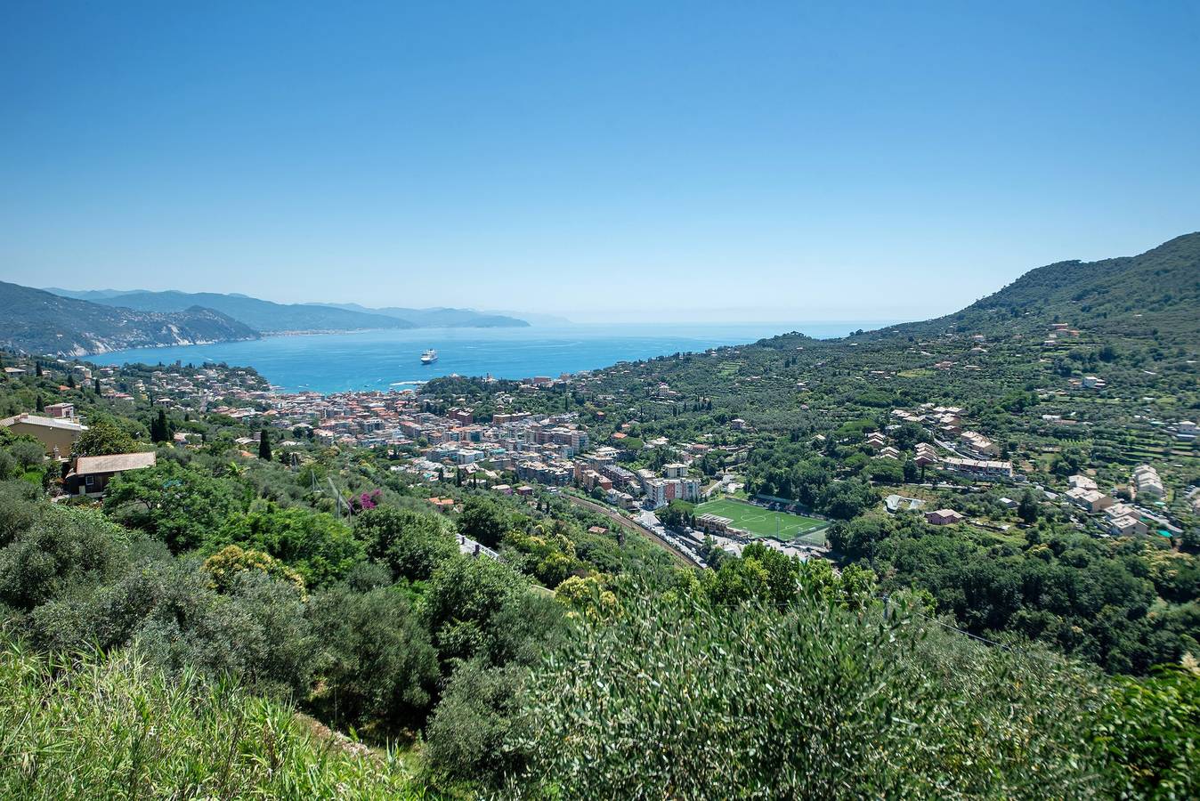 Holiday Home 'Casa Dica San Lorenzo' with Sea View, Private Terrace and Wi-Fi in San Lorenzo della Costa, Santa Margherita Ligure