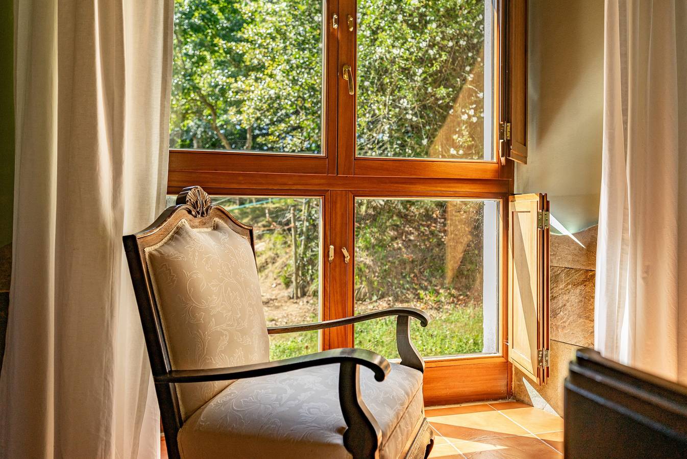 Room A Penela in Mondoñedo with terrace, shared garden, and Wi-Fi in Mondoñedo, Lugo Province