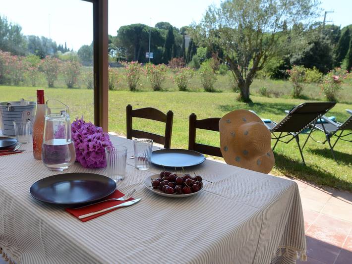 Location de vacances pour 6 personnes, avec terrasse et jardin à L'Escala - 4