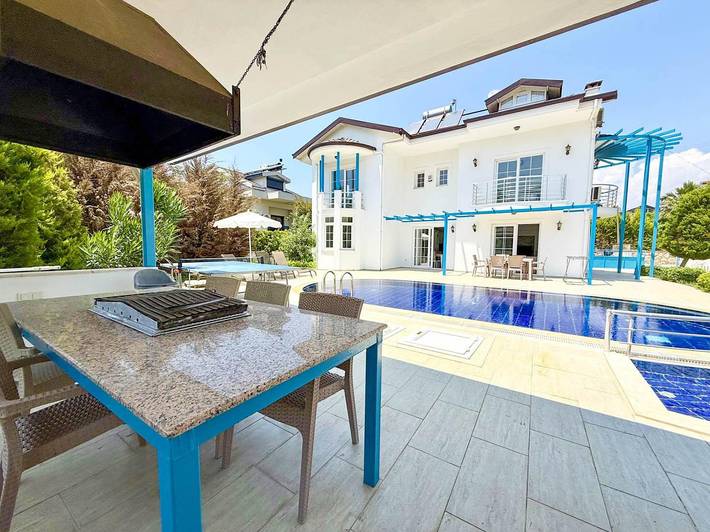 Location de vacances pour 12 personnes, avec terrasse ainsi que bassin pour enfant et jardin à Fethiye (Muğla) - 3