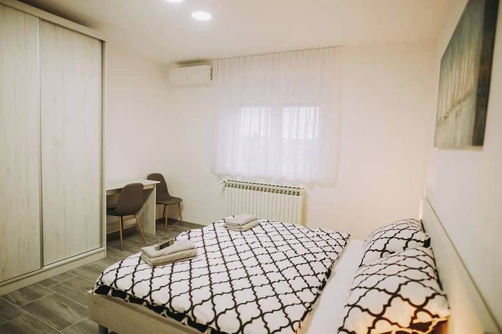 Haus mit Wellness und Unterhaltung – ideal für große Gruppen in Vukovar, Vukovar-Srijem
