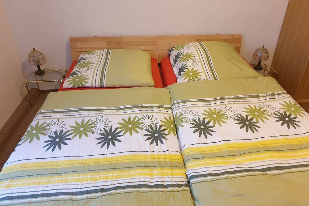 Ganze Wohnung, Siegmundsburger Haus Werraquelle hier Fewo \"Tannenblick\" 1. Og-tierlieb, Gruppen in Neuhaus am Rennweg, Rennsteig