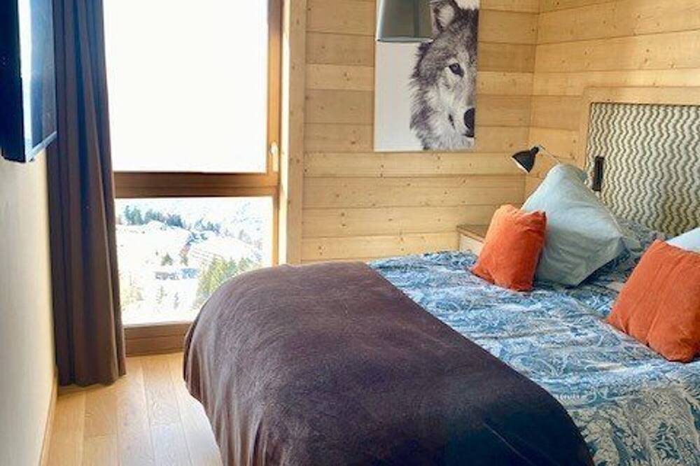 Ganze Wohnung, Luxuriöse 3-Zimmer-Wohnung in Arcs 1600 mit Pool, Spa, Wlan, überdachtem Parkplatz, Ski-in/Ski-out in Arc 1600, Bourg-Saint-Maurice