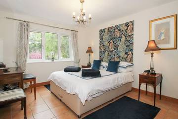 Log Cabin for 6 People in Shrewsbury, Shropshire, Photo 1