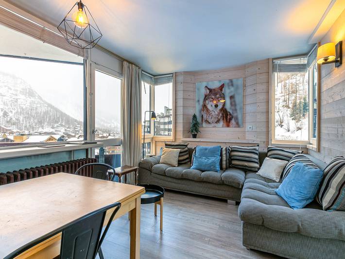 Gîte pour 6 personnes, avec balcon dans Office De Tourisme De Val D Isere