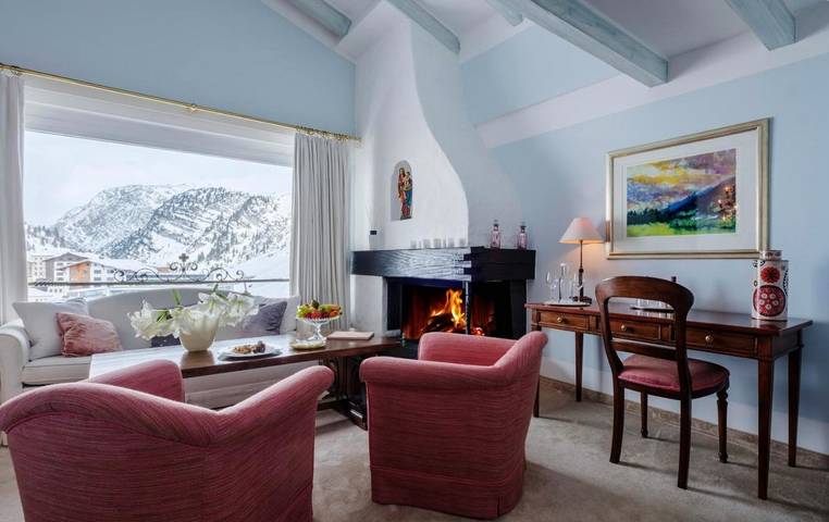 Hôtel pour 2 personnes, avec terrasse ainsi que sauna et piscine, animaux acceptés dans Zurs - 4