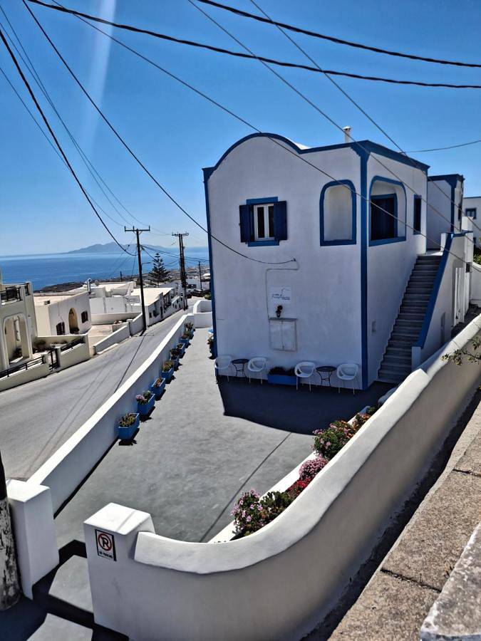 Maison d’hôte pour 2 personnes, avec jardin ainsi que balcon et vue à Thera