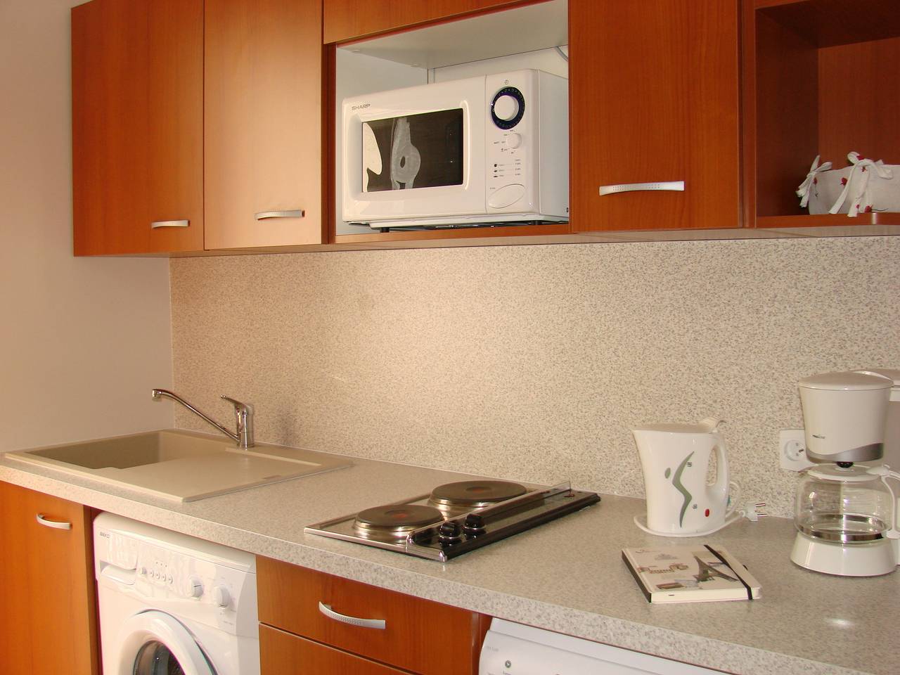 Appartement entier, Gîte Citadin " Le Montreuillois " in Montreuil, Seine-Saint-Denis