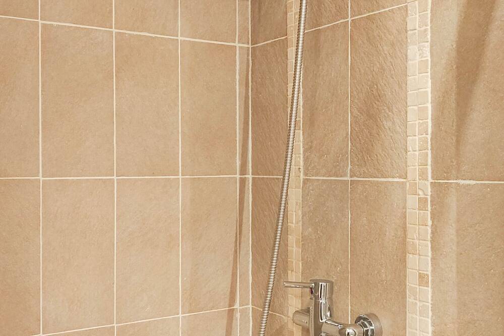Apartamento entero, Casa Nova 6-Estudio-Baño con ducha-Terraza in Plan-de-Cuques, Marsella region
