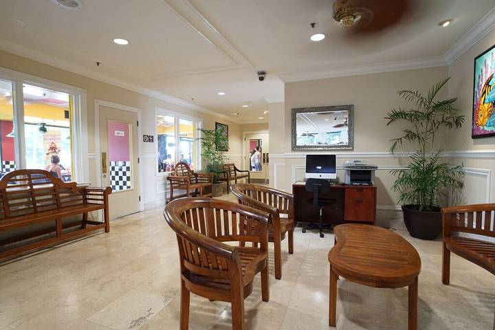 Holiday apartment for 2 people, with pool and balcony in Honolulu