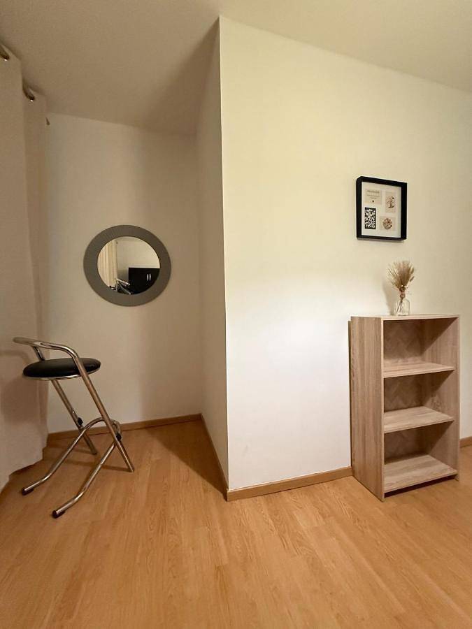 Gîte pour 5 personnes, avec vue à Herstal - 3