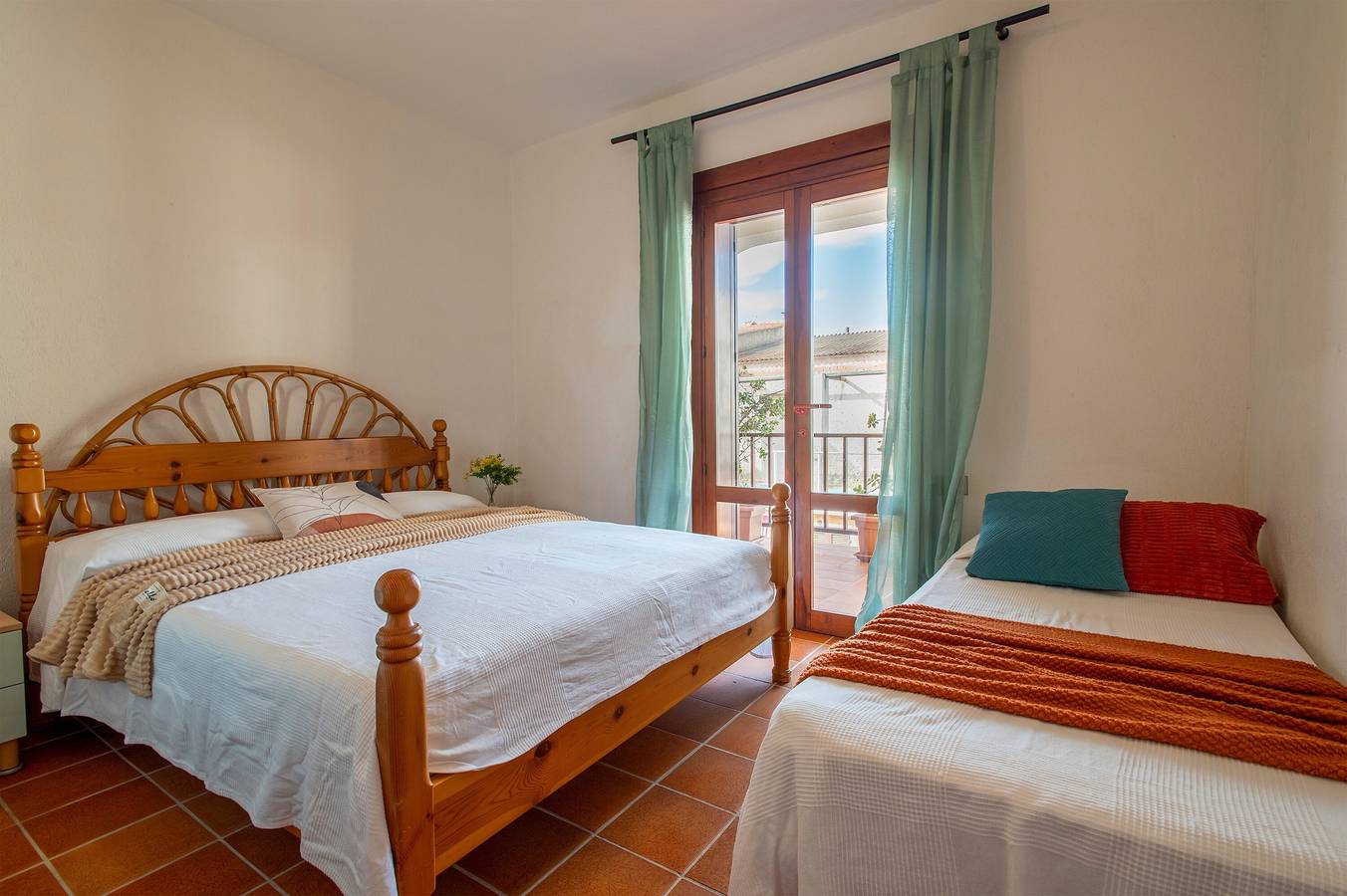 Villa 'Pentavano White House' mit privater Terrasse, Wlan und Klimaanlage in Trinità d'Agultu e Vignola und Umgebung, Olbia-Tempio