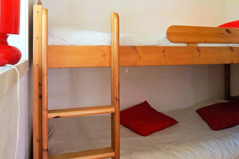 4 Personen Ferienhaus in Axvall in Öglunda distrikt, Västergötland