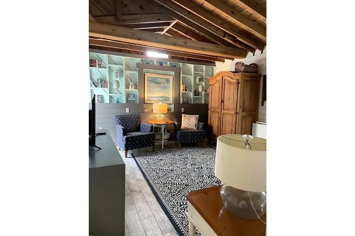 Vacation house for 6 people, with balcony and yard - 1