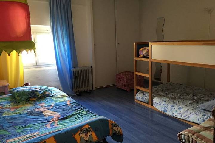 Location de vacances pour 6 personnes, avec jacuzzi ainsi que jardin et piscine à Capestang - 4