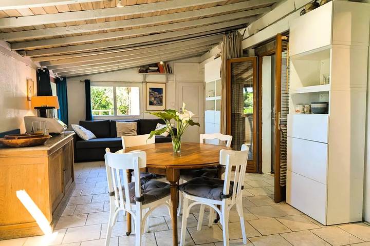 Location de vacances pour 8 personnes, avec jardin dans Plage du Pin de Galle