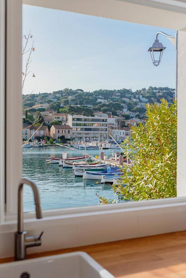 Gîte pour 4 personnes, avec vue dans Office De Tourisme De Saint Mandrier
