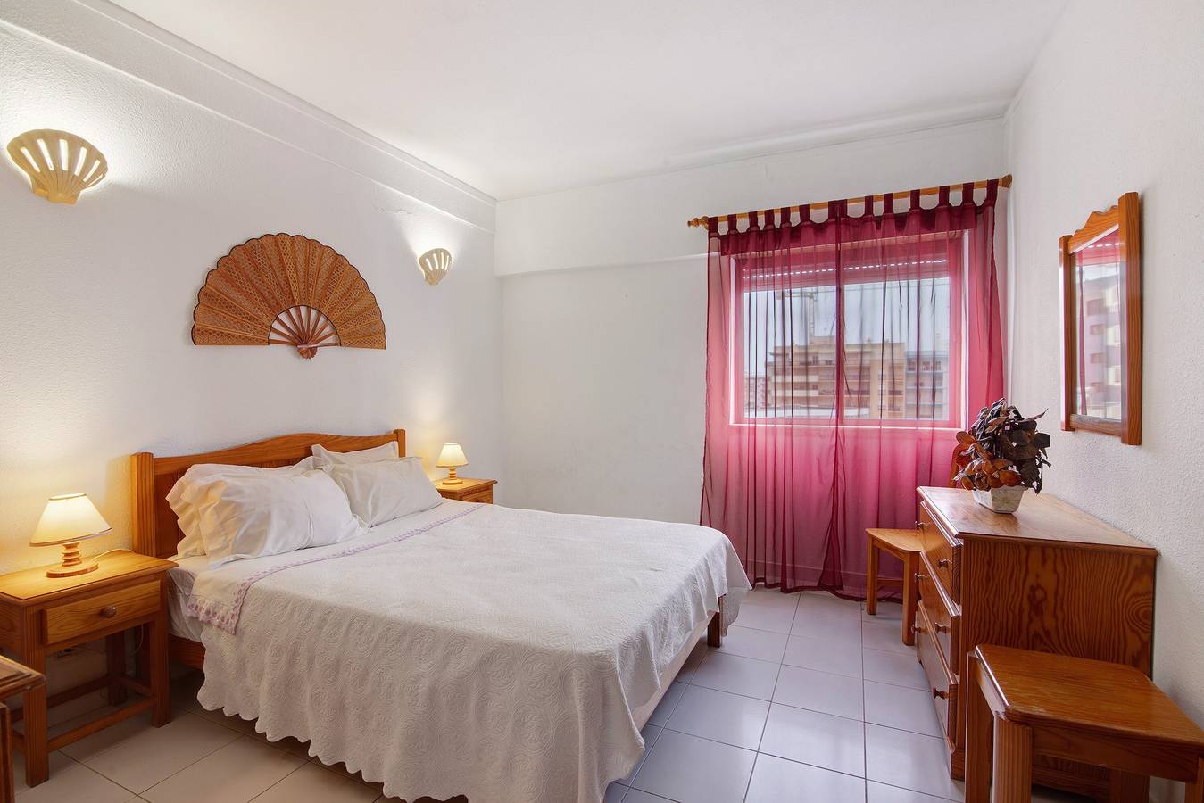 Ganze Wohnung, Ferienwohnung 'Cozy Beach' mit Meerblick, Balkon und Wi-Fi in Armação de Pêra (costa), Armação de Pera