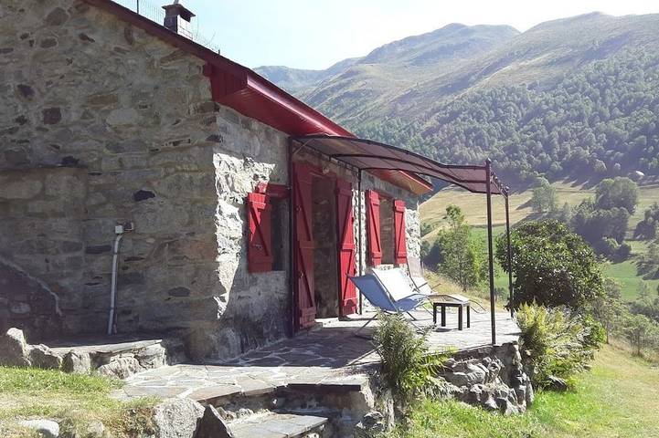 Gîte pour 5 personnes, avec Balcon et Jardin à Betpouey
