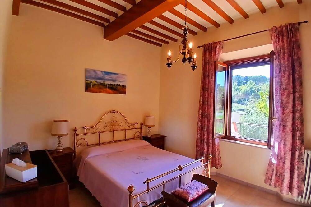 Ganze Wohnung, Charmantes, voll ausgestattetes und komfortables Haus mit Terrasse und Aussicht! in Massa Marittima, Grosseto Provinz