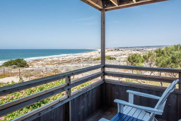 Gîte pour 4 personnes, avec balcon ainsi que piscine et jacuzzi, animaux acceptés à Monterey - 2