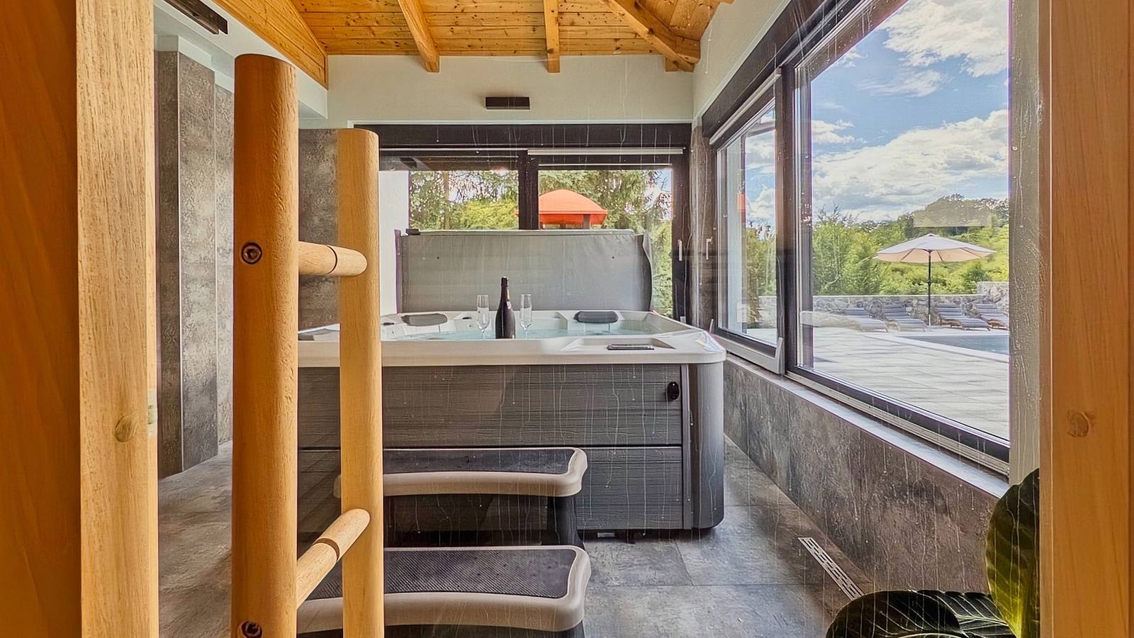 Villa Tia by Villas Guide in Karlovac, Karlovac und Umgebung