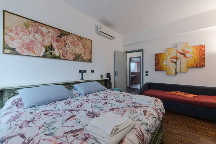 Apartamento entero, GuestHost - La Rocca Apartment between sea and center in Pésaro, Valle del Metauro