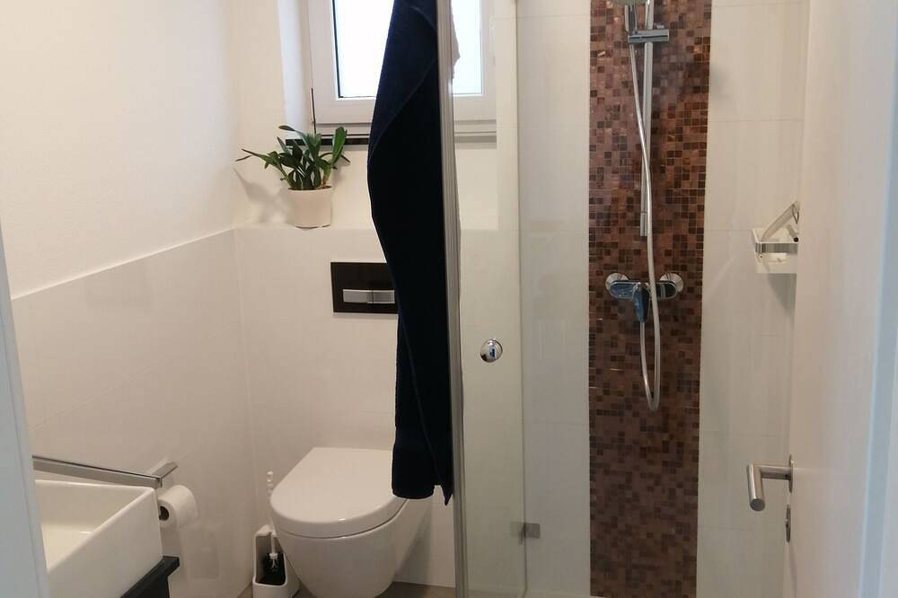 Ganze Wohnung, Modern eingerichtete Ferienwohnung im Allgäu in Argenbühl, Region Bodensee-Oberschwaben