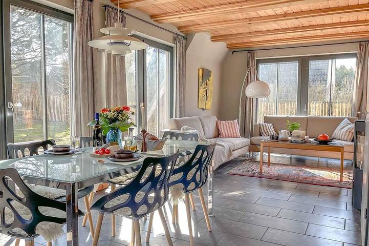 Holiday home for 6 people, with terrace and sauna as well as garden, with pets - 1