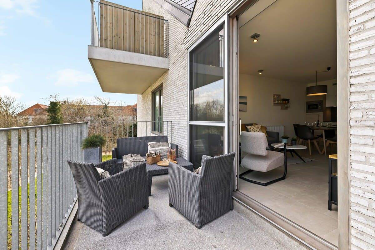 Ganze Wohnung, Huswell - Apartment with natural swimming pool in Westende, Middelkerke