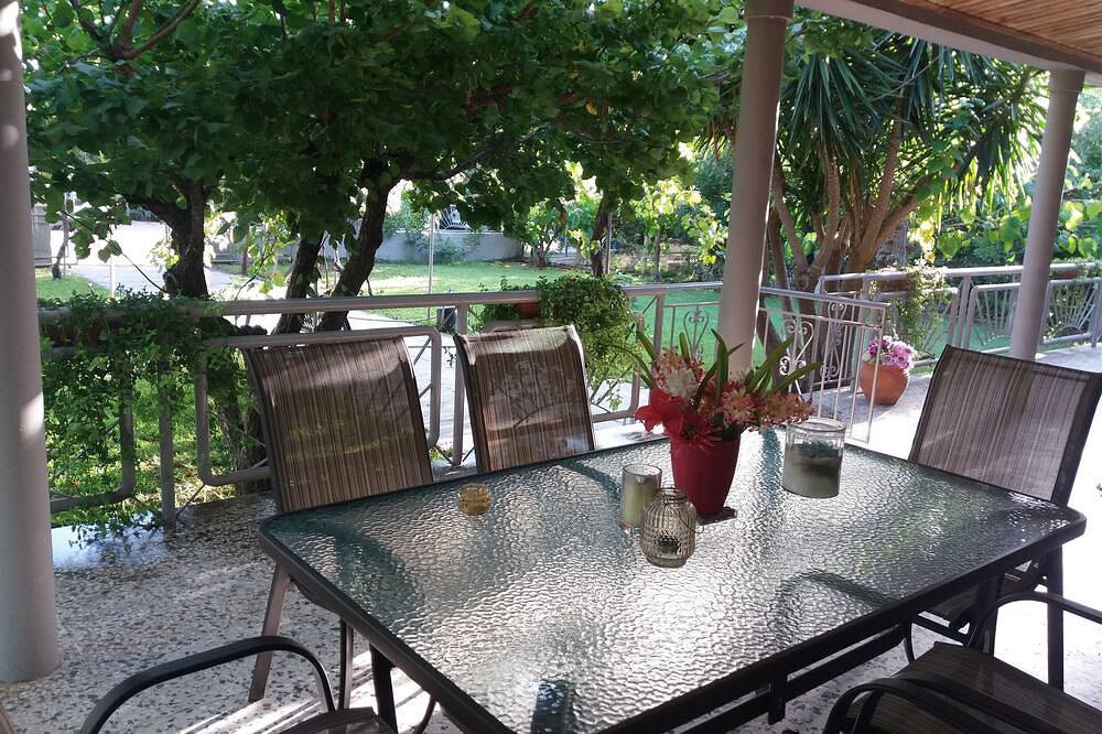 Casa vacanza a Elis e dintorni a partire da 122€ a notte